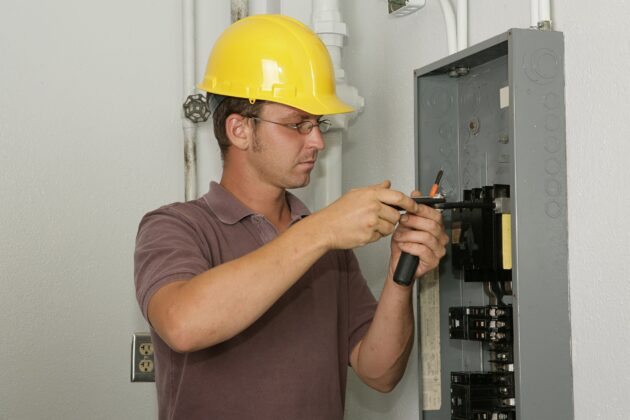The Role of GFCIs and AFCIs in Home Electrical Safety