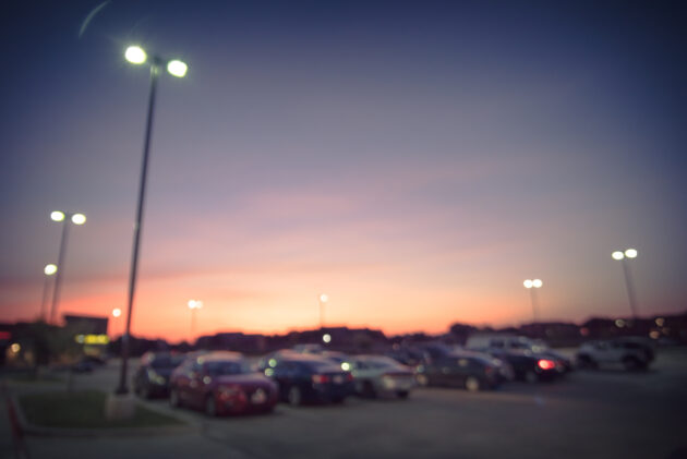 Why Commercial Parking Lot LED Fixtures Fail Before Their Rated Lifespan